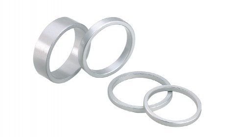 Korm.csap.hézagoló DEDA MATT EZÜST 1-1/8 10mm, AKCIÓS 10DB-OS CSOMAG ZZSPDIS2810_AVAZ