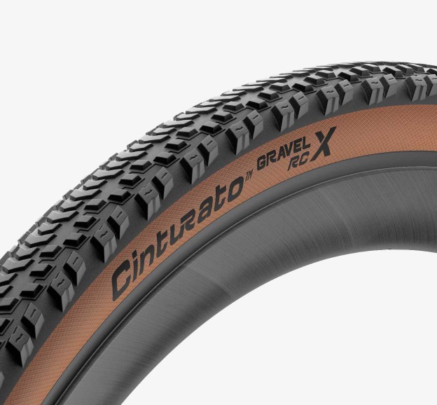 Külső Pirelli Cinturato™ GRAVEL RCX CLASSIC TLR tubeless ready 40-622 120 TPI fold. defektvédelem: TechWALL, BARNA/FEKETE 4332800_AGK