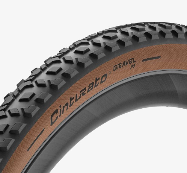 Külső Pirelli Cinturato™ GRAVEL M Classic TLR tubeless ready 35-622 60 TPI 410gr. fold. defektvédelem: Armor Tech - barna oldafallal 3770800_AGK